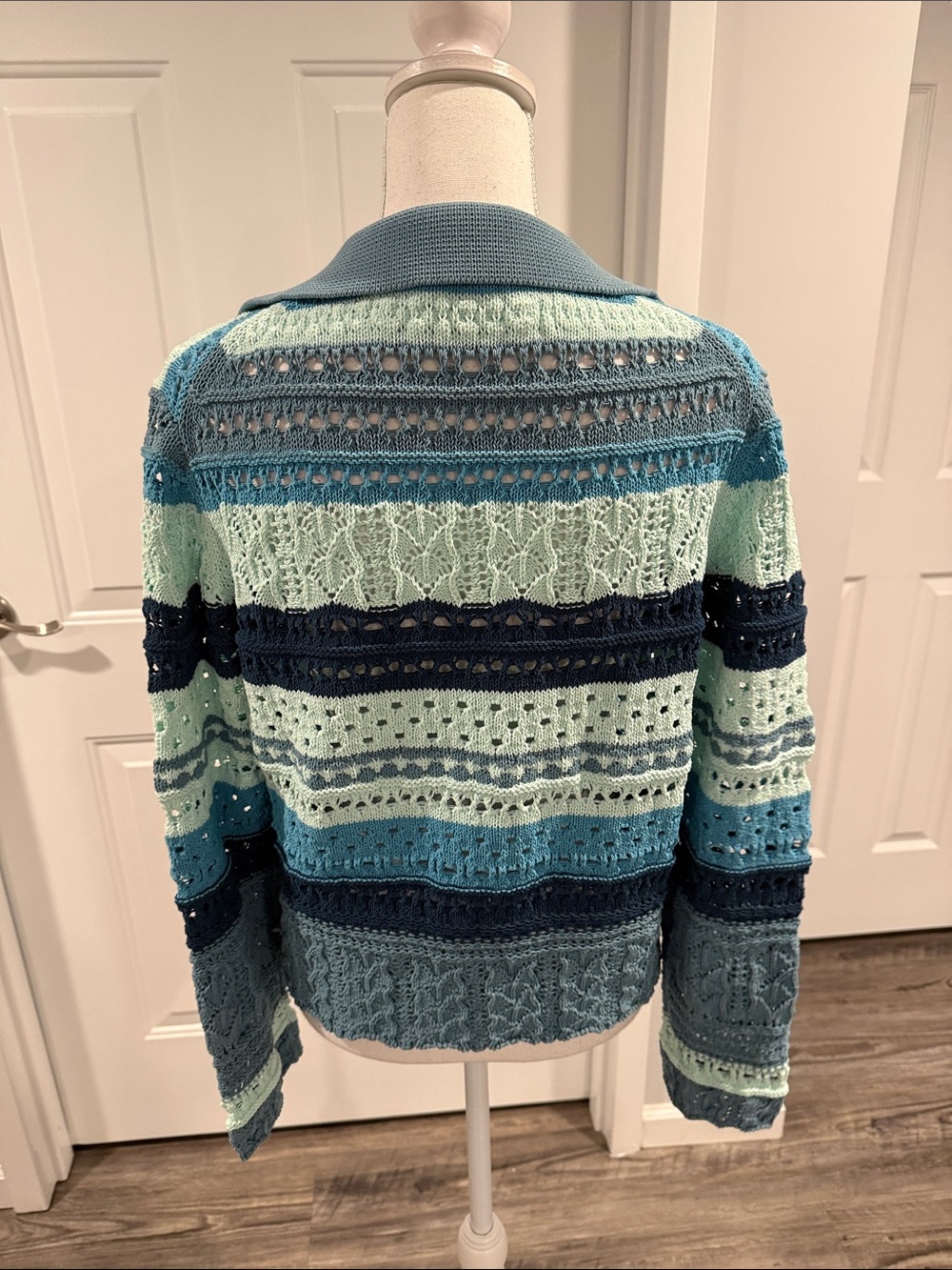 JONATHAN SIMKHAI Roxana Macrame Pullover Sweater Size S - Picture 4 of 11